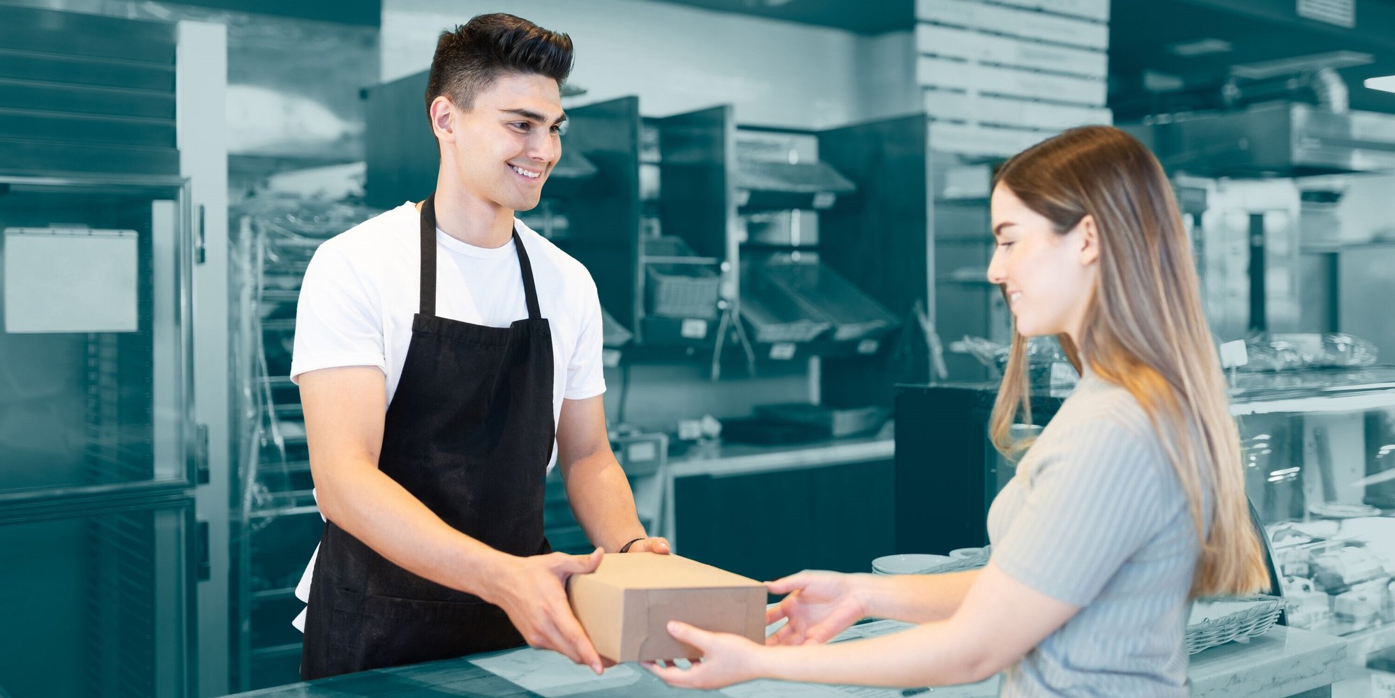 Asendia_out-of-home_store-2_AFB-Crop Asendia_out-of-home_store-2_AFB-Crop